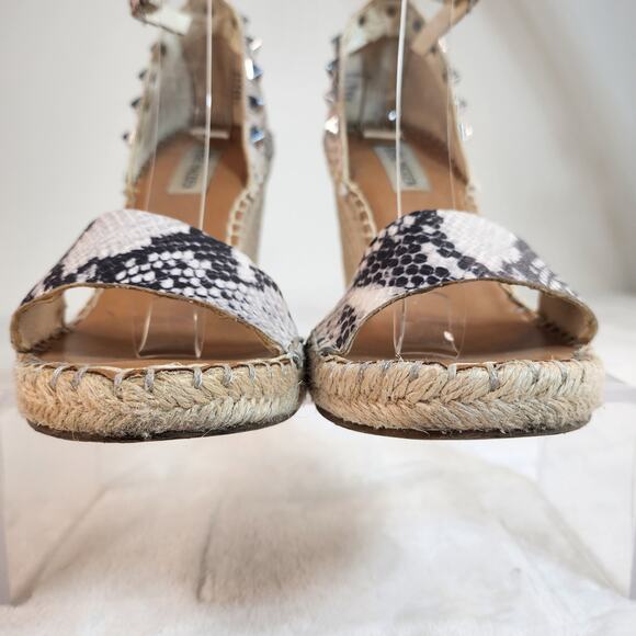 Steve Madden Heels 7.5 Espadrille Wedges Snakeskin Python Studded Spikes Ankle - Picture 7 of 13